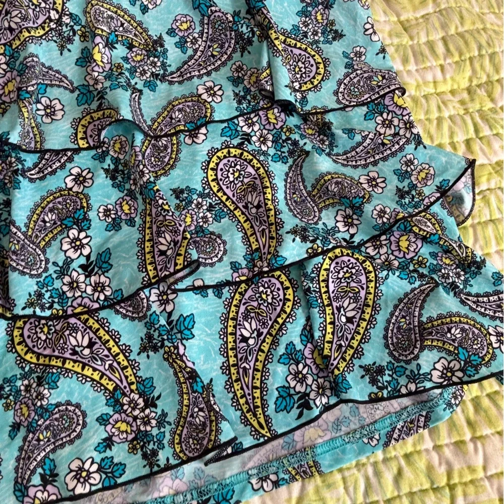 A Shore Fit Floral Paisley Ruffle Tankini Top - Picture 12 of 12